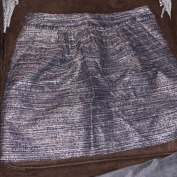 Gap Mini Skirt with Pockets - Picture 2 of 6